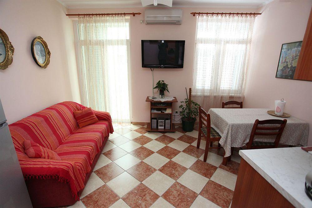 Split Apartments Peric Esterno foto