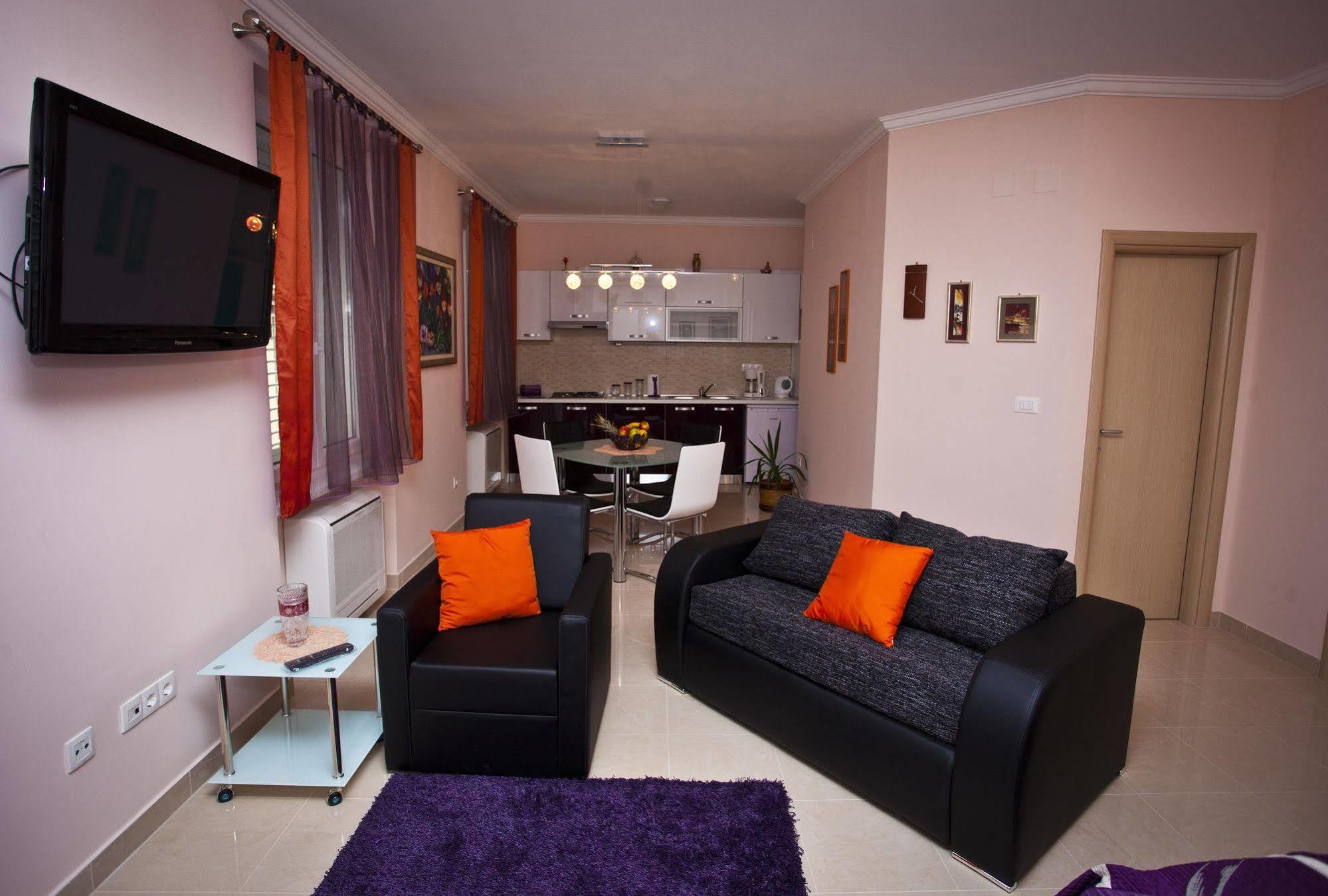 Split Apartments Peric Esterno foto