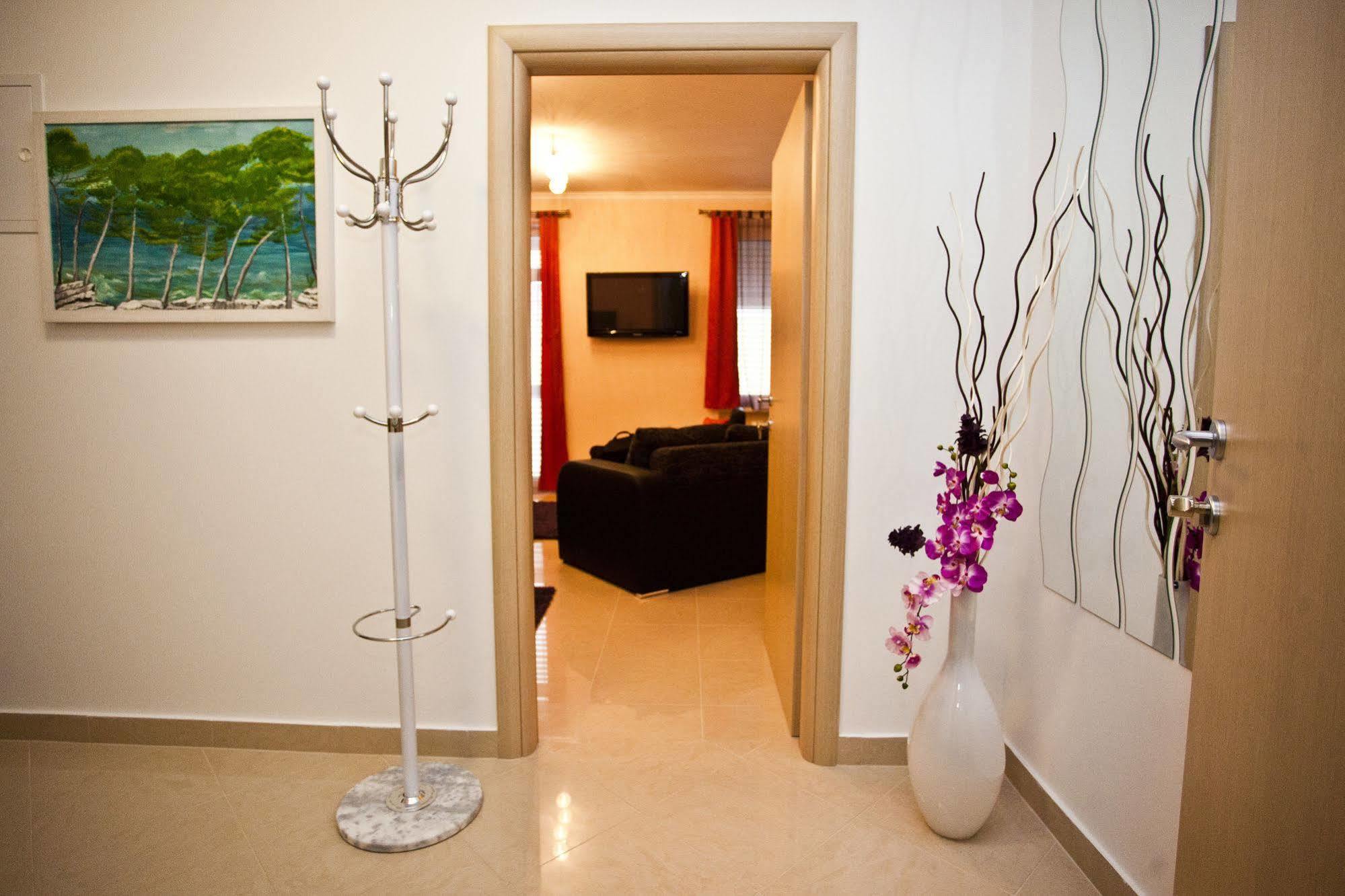 Split Apartments Peric Esterno foto